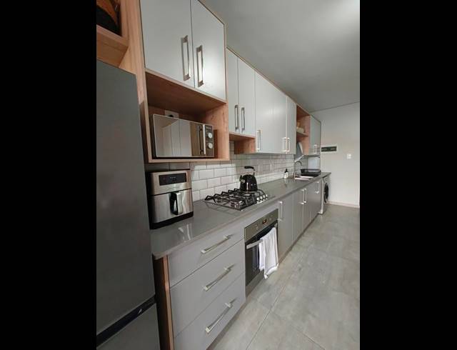 2 BEDROOM PROPERTY TO RENT IN MENLO PARK